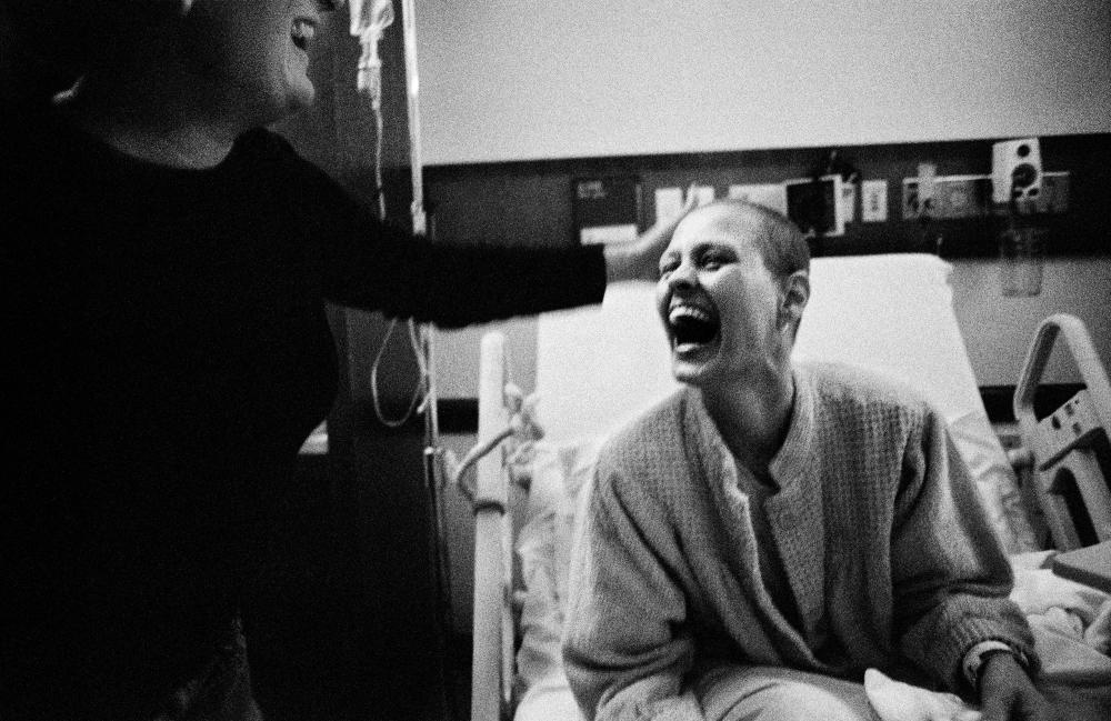 This compelling scene is part of the 2006 World Press Photo awarded documentary intitled "A diary of healing." Mary Ann Nilan was 39 when she was diagnosed with breast cancer. She asked to the photographer, Christopher Capozziello to account every stage of her treatment