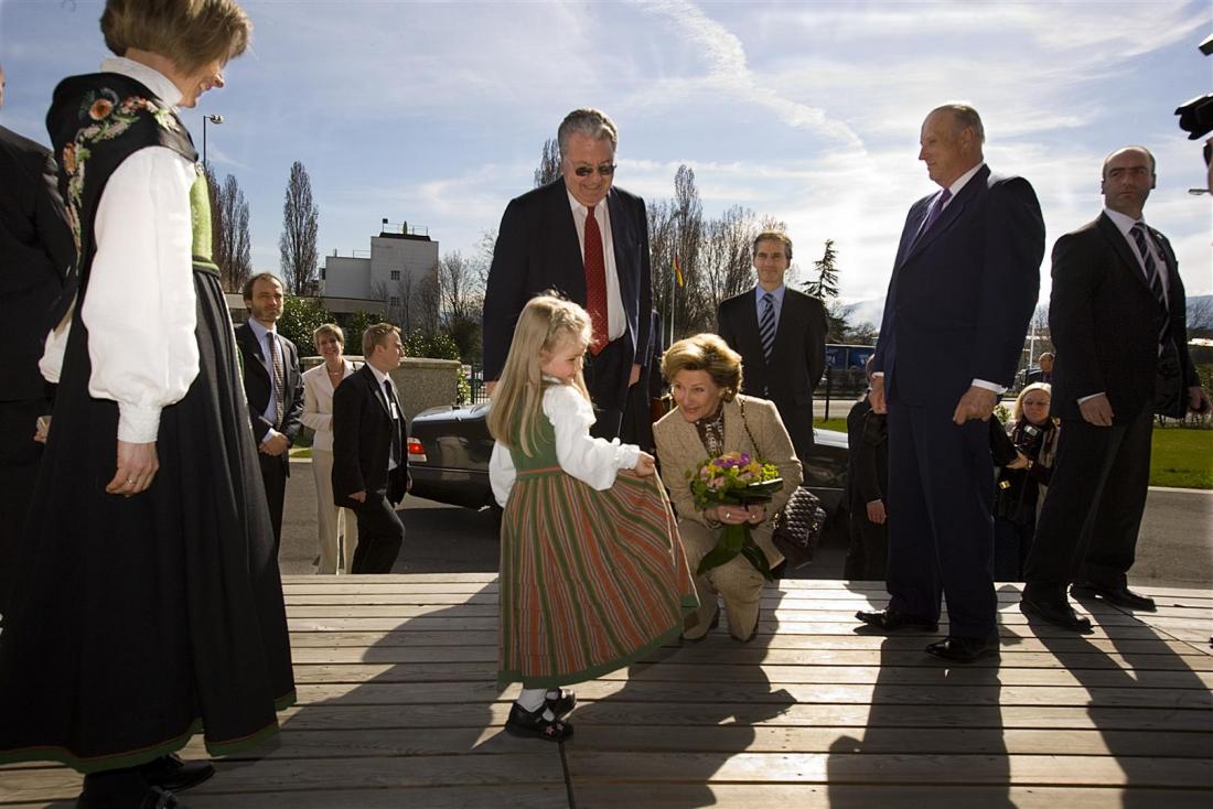 King Harald V and Queen Sonja of Norway made at CERN on Tuesday 4 April 2006